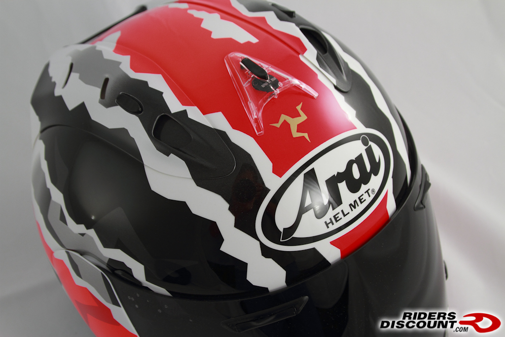 arai_corsair_v_mic_doohan_iom_tt_replica_helmet-6.jpg