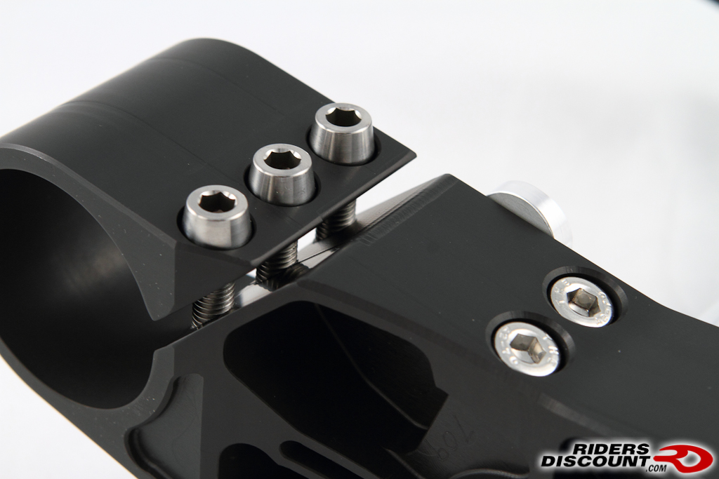 Attack Performance 675 Triple Clamps with Adjustable Offset