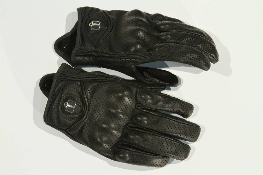gloves_icon_pursuit_perforated_black_8.jpg